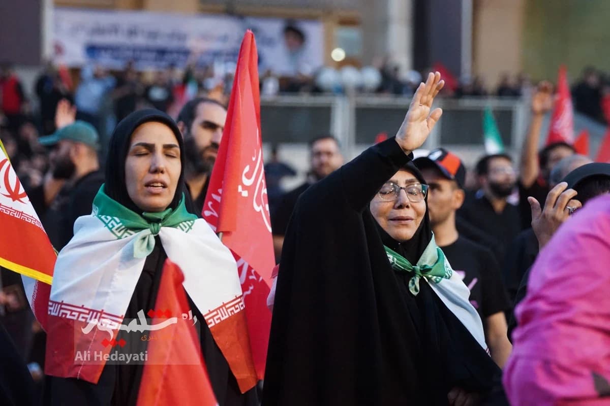 پایان وداع با شکوه با آقای شهید ایران +تصاویر — تصویر 44
