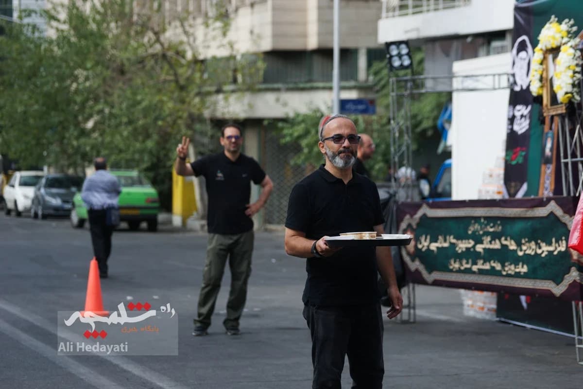 بزرگترین تشییع تاریخی جهانی در تهران +تصاویر — تصویر 2