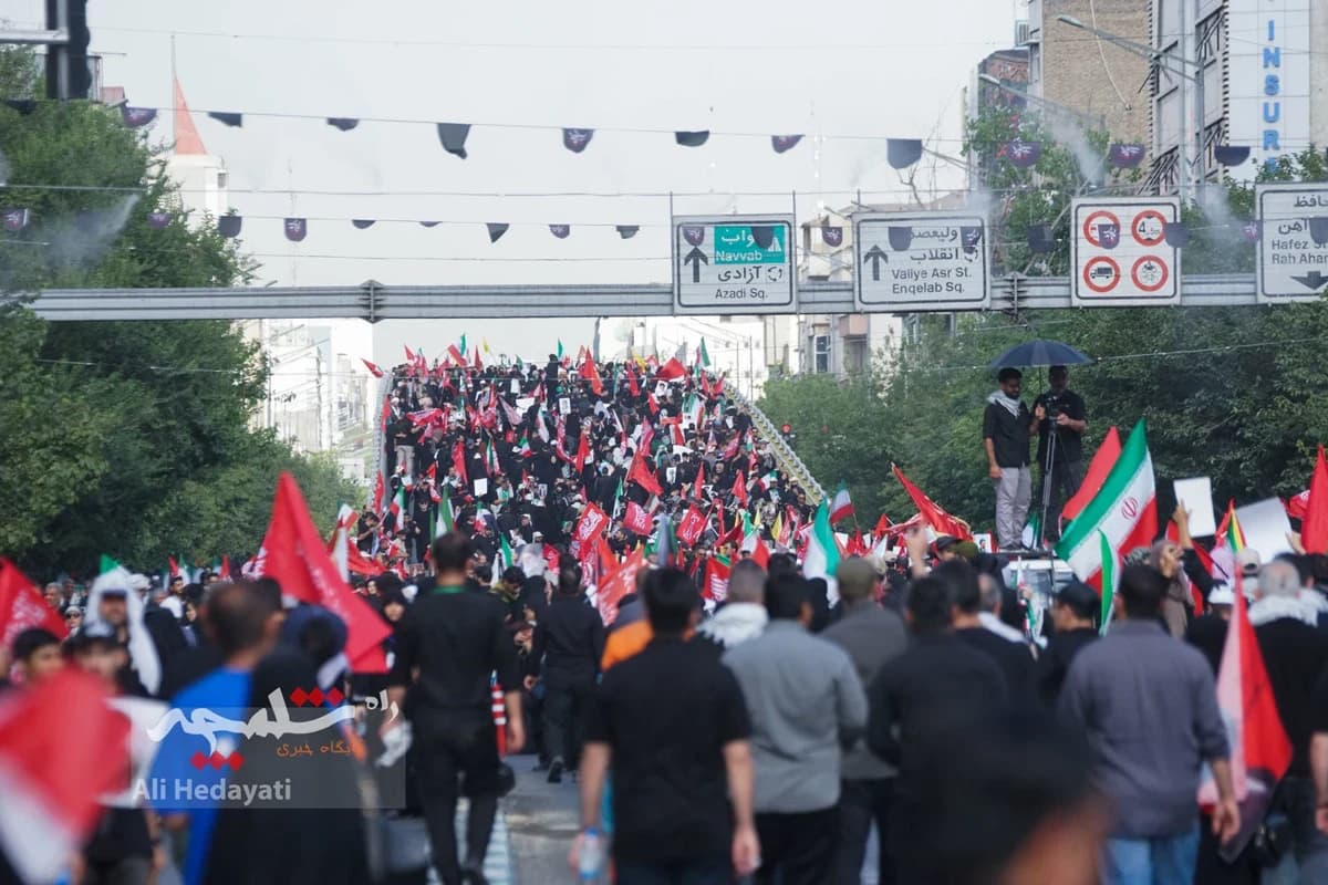 بزرگترین تشییع تاریخی جهانی در تهران +تصاویر — تصویر 14