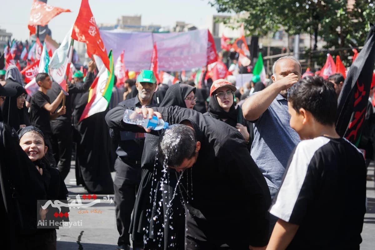 بزرگترین تشییع تاریخی جهانی در تهران +تصاویر — تصویر 43