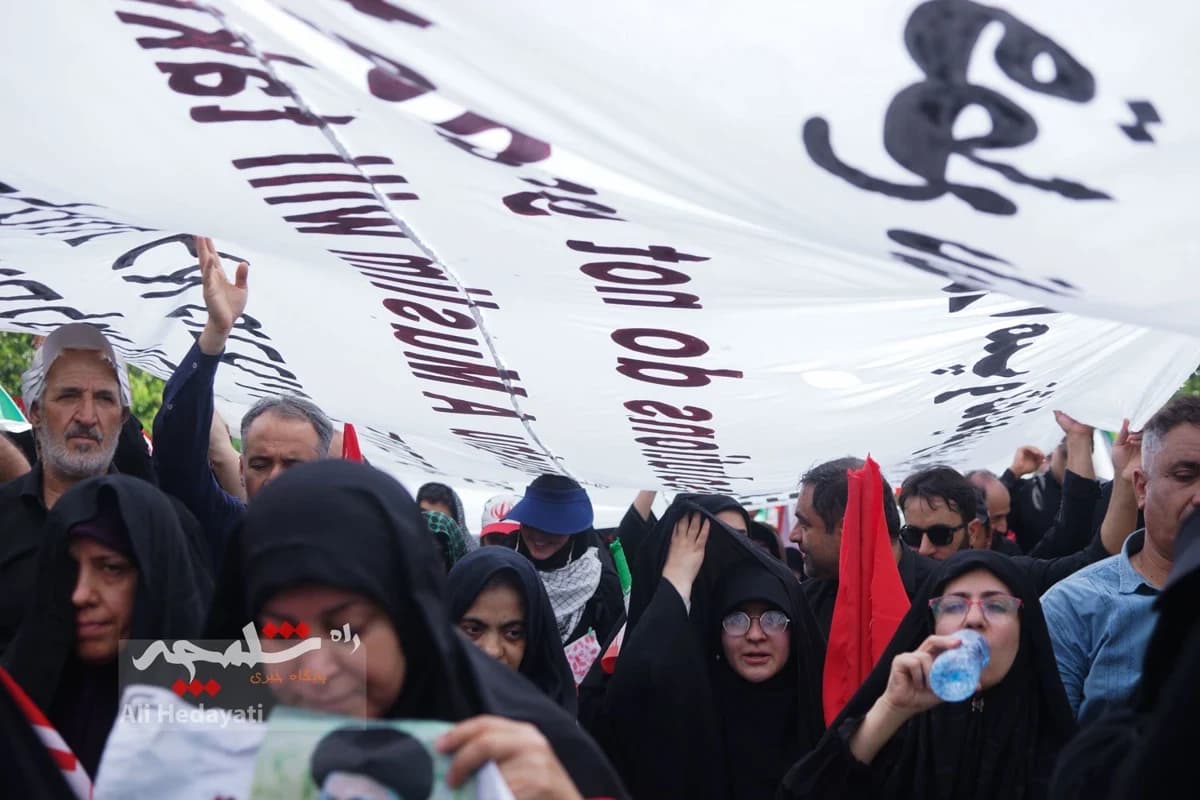 بزرگترین تشییع تاریخی جهانی در تهران +تصاویر — تصویر 46