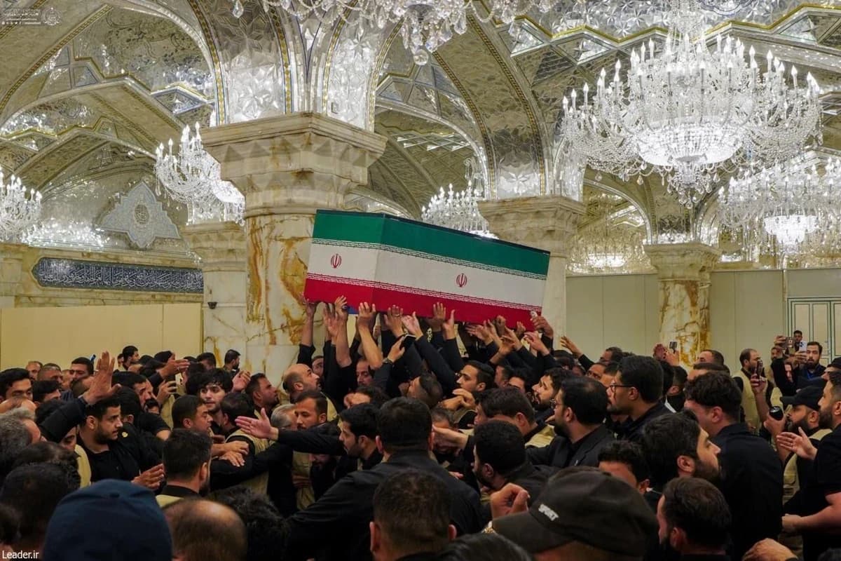 تشییع باشکوه رهبر شهید ایران در نجف اشرف +تصاویر — تصویر 1