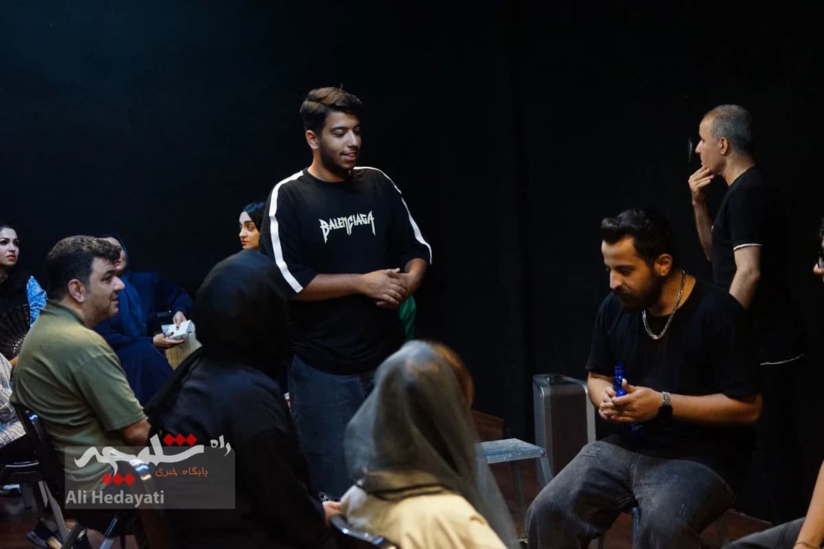 تمرین تئاتر «واگن ۱۵۰» روایتی از یک آزمایش روانشناختی در متروی تهران +تصاویر — تصویر 18