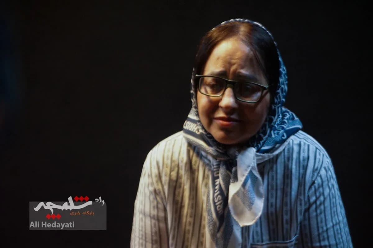 تمرین تئاتر «واگن ۱۵۰» روایتی از یک آزمایش روانشناختی در متروی تهران +تصاویر — تصویر 35
