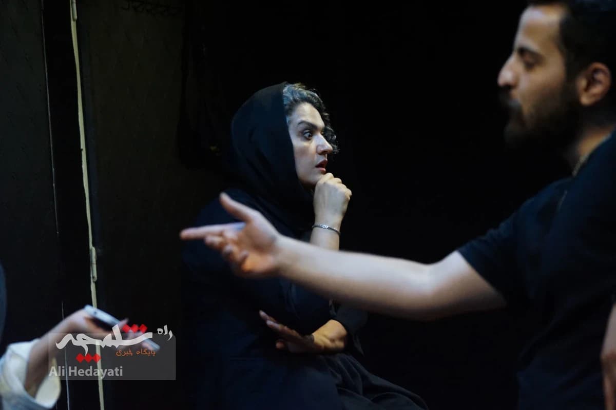 تمرین تئاتر «واگن ۱۵۰» روایتی از یک آزمایش روانشناختی در متروی تهران +تصاویر — تصویر 53