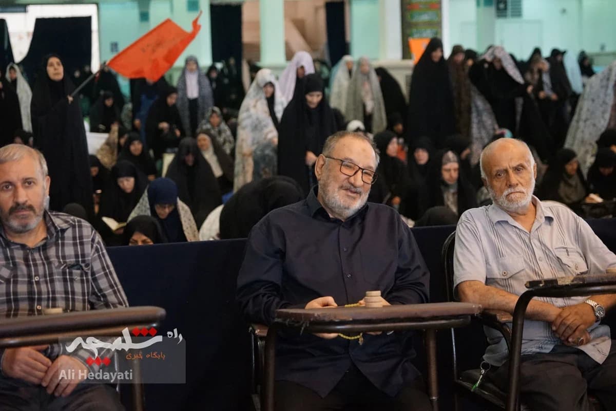نماز جمعه تهران در مصلی امام خمینی(ره) برگزار شد +تصاویر — تصویر 8