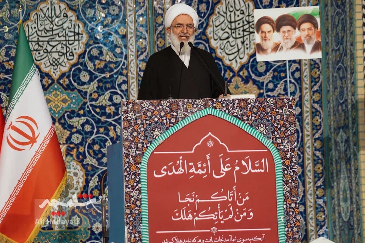 نماز جمعه تهران در مصلی امام خمینی(ره) برگزار شد +تصاویر — تصویر 24