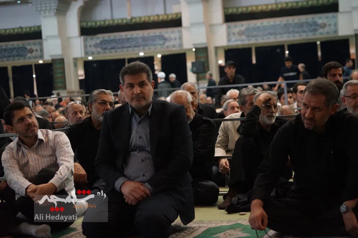 نماز جمعه تهران در مصلی امام خمینی(ره) برگزار شد +تصاویر — تصویر 34