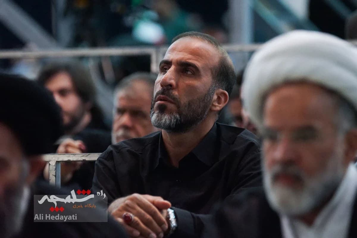 نماز جمعه تهران در مصلی امام خمینی(ره) برگزار شد +تصاویر — تصویر 51
