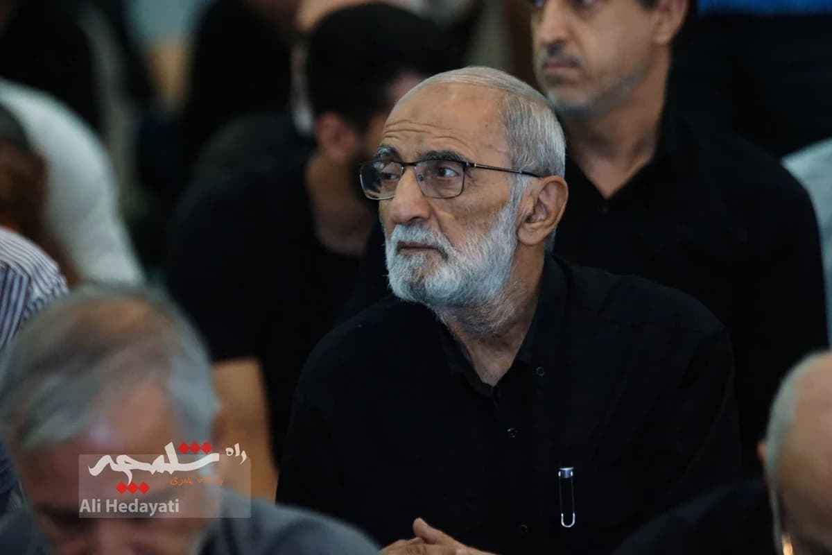 نماز جمعه تهران در مصلی امام خمینی(ره) برگزار شد +تصاویر — تصویر 59