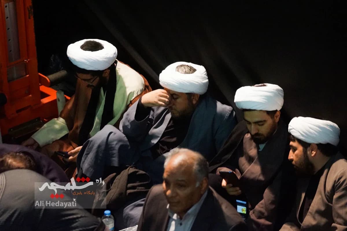 چه کسانی در مراسم ختم مادر همسر سیدحسن خمینی حضور داشتند؟ +تصاویر — تصویر 21
