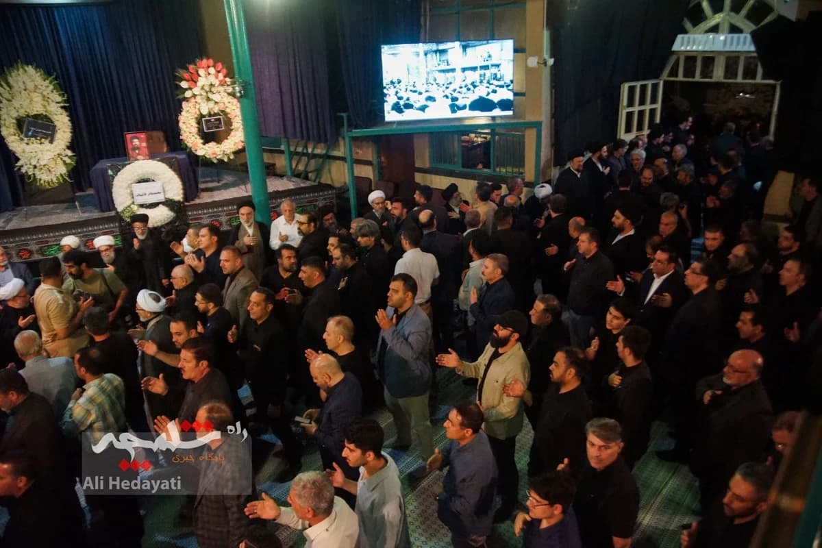 چه کسانی در مراسم ختم مادر همسر سیدحسن خمینی حضور داشتند؟ +تصاویر — تصویر 25