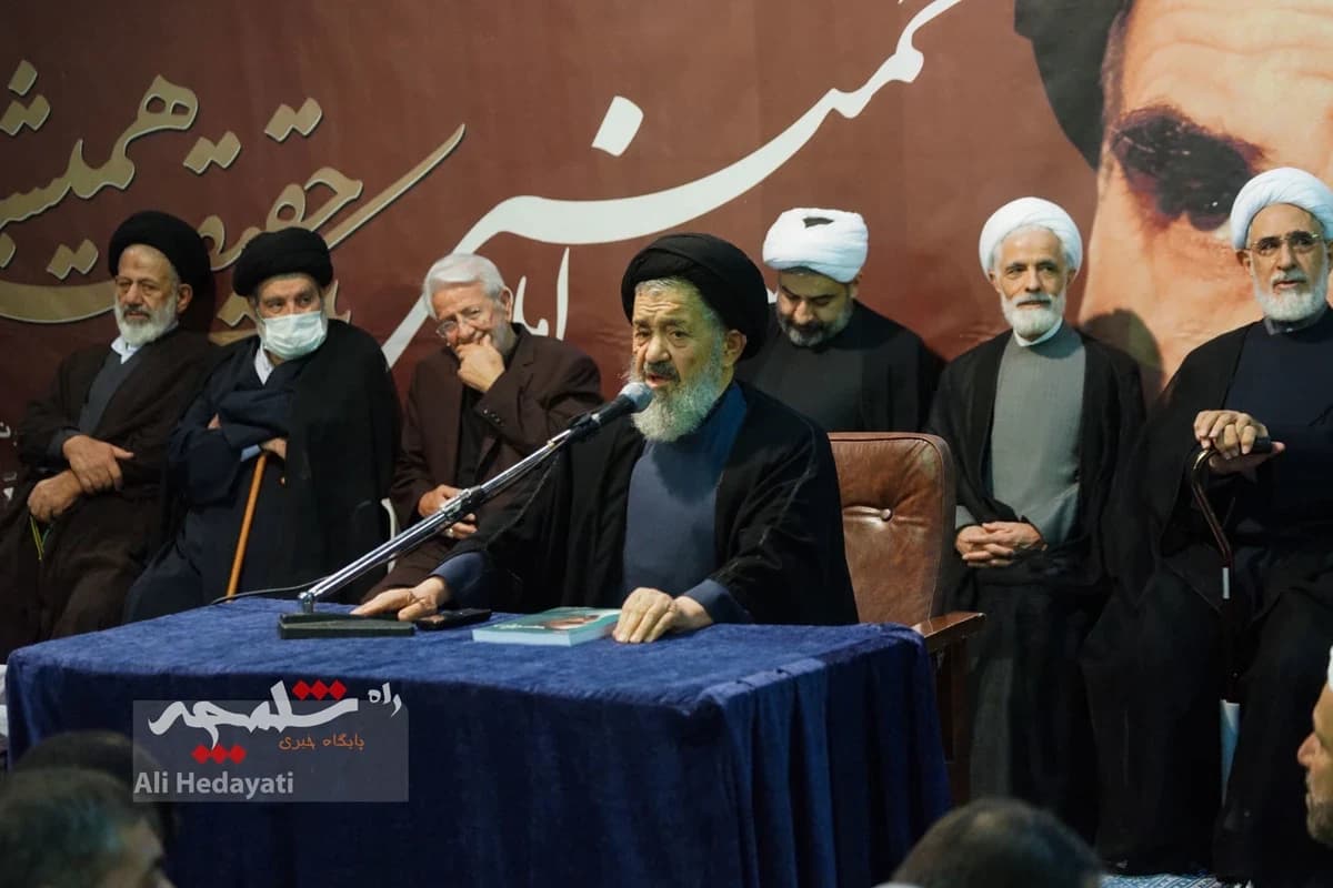 چه کسانی در مراسم ختم مادر همسر سیدحسن خمینی حضور داشتند؟ +تصاویر — تصویر 29