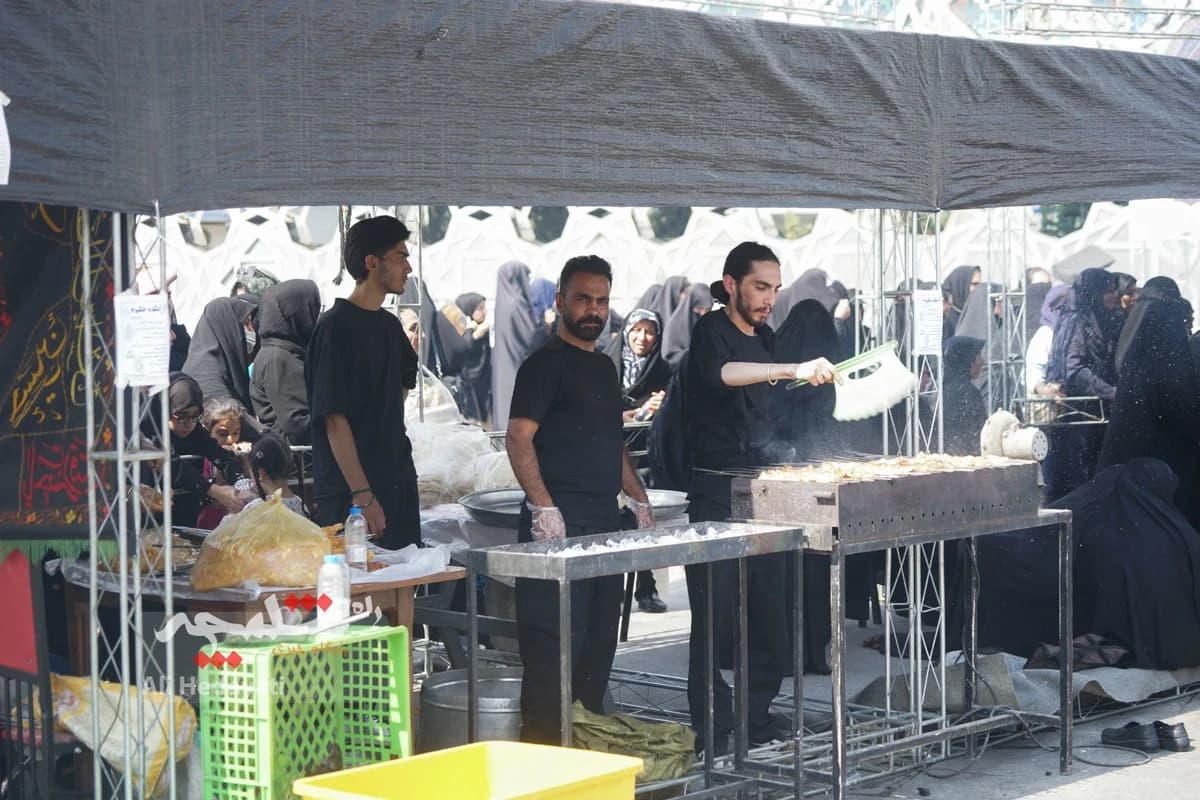 جوجهکباب نذری امام رضایی در میدان امام حسین(ع) +تصاویر — تصویر 3