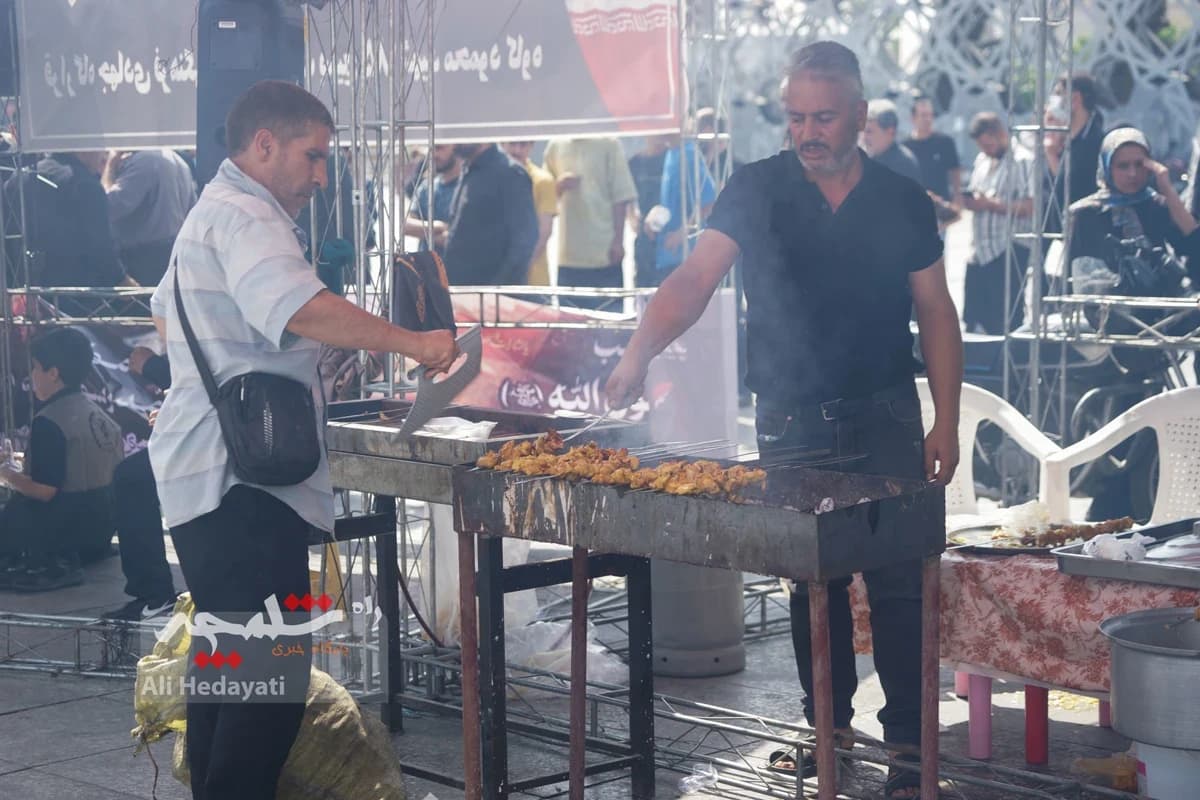 جوجهکباب نذری امام رضایی در میدان امام حسین(ع) +تصاویر — تصویر 4