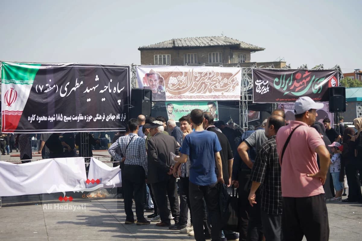 جوجهکباب نذری امام رضایی در میدان امام حسین(ع) +تصاویر — تصویر 27