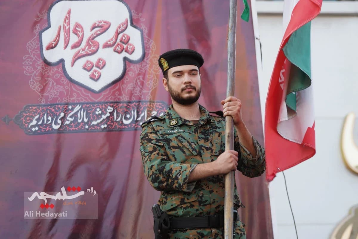 جشن «امت احمد» از میدان هفت تیر تا میدان ولیعصر(عج) +تصاویر — تصویر 20