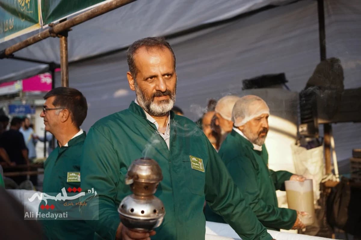 جشن «امت احمد» از میدان هفت تیر تا میدان ولیعصر(عج) +تصاویر — تصویر 24
