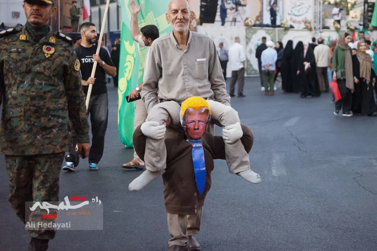 جشن «امت احمد» از میدان هفت تیر تا میدان ولیعصر(عج) +تصاویر — تصویر 23