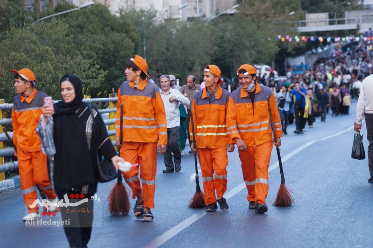 جشن «امت احمد» از میدان هفت تیر تا میدان ولیعصر(عج) +تصاویر — تصویر 27