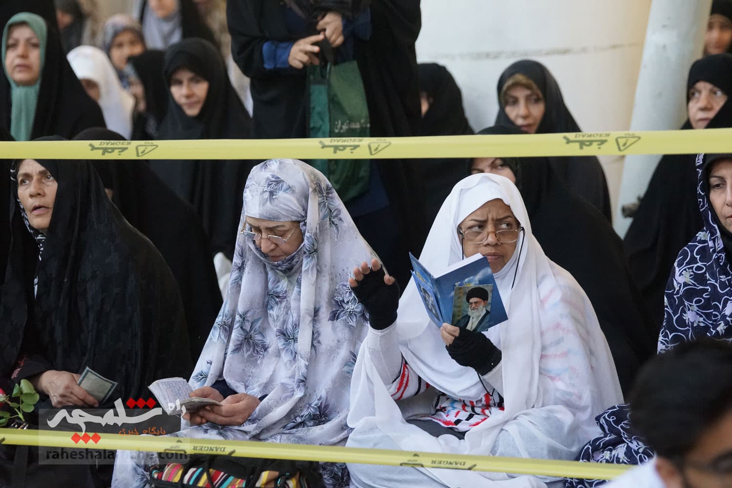 نماز عید قربان در دانشگاه تهران برگزار شد +تصاویر — تصویر 18