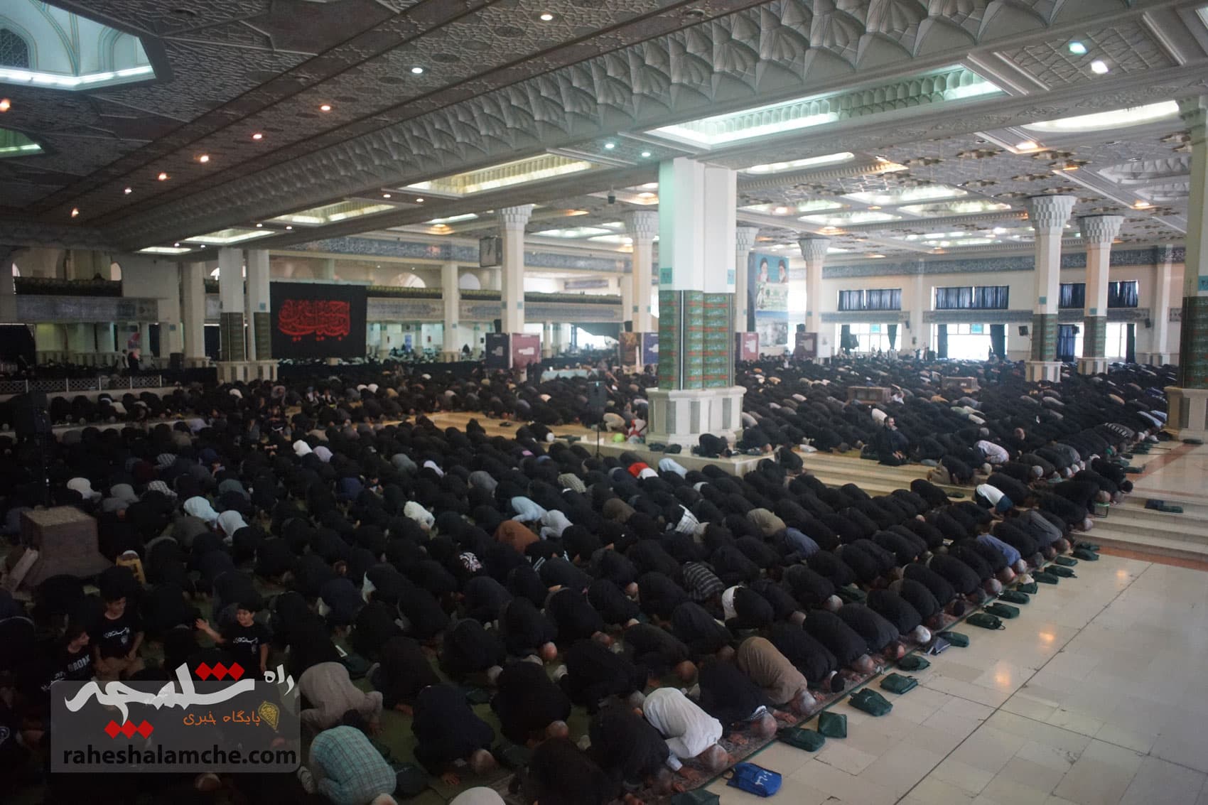 اولین نماز جمعه تهران در ماه محرم برگزار شد +تصاویر — تصویر 49