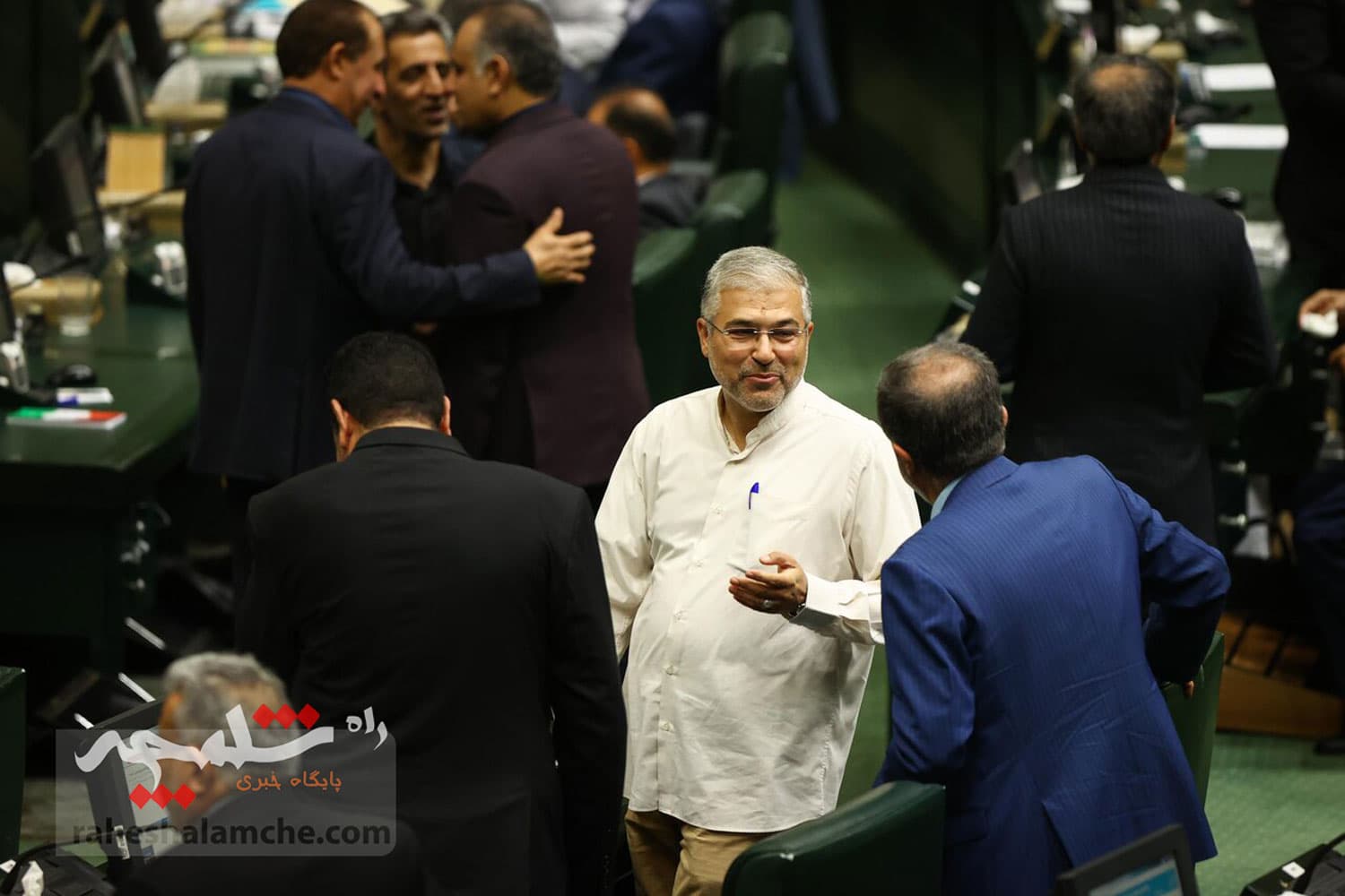 نشست علنی 2 تیر مجلس +تصاویر — تصویر 26