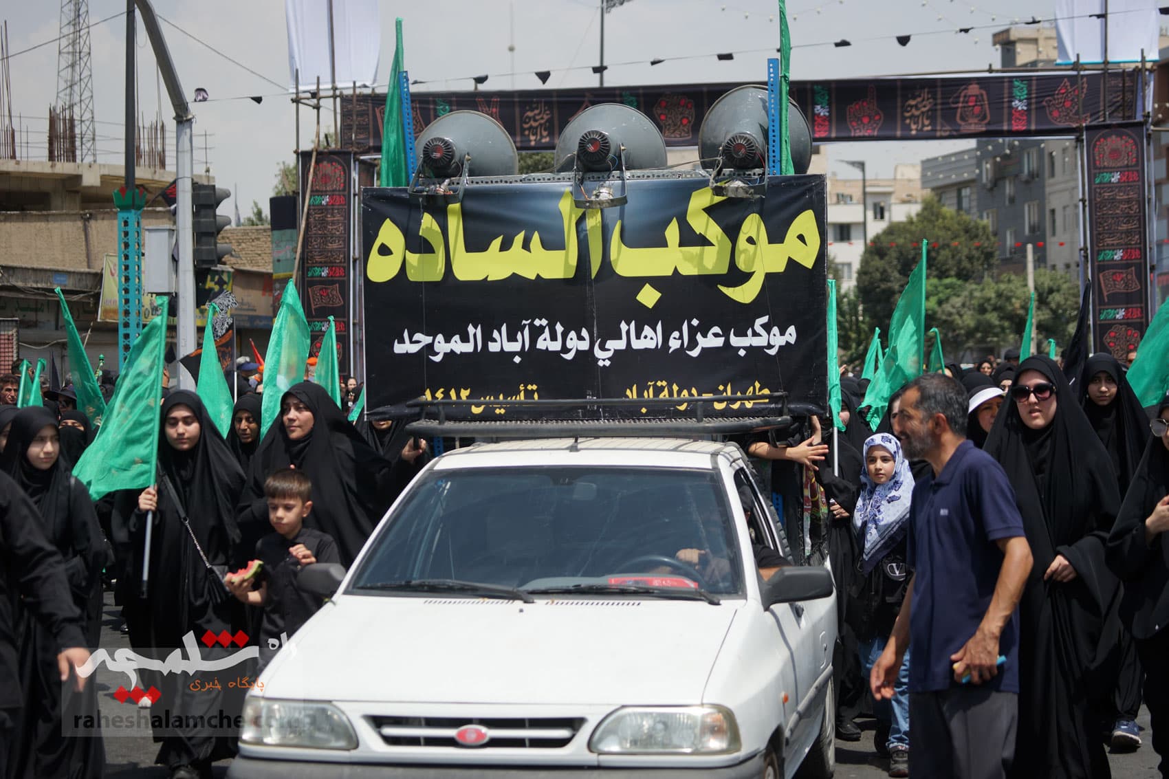 جاماندگان پیاده اربعین حسینی در تهران +تصاویر — تصویر 32