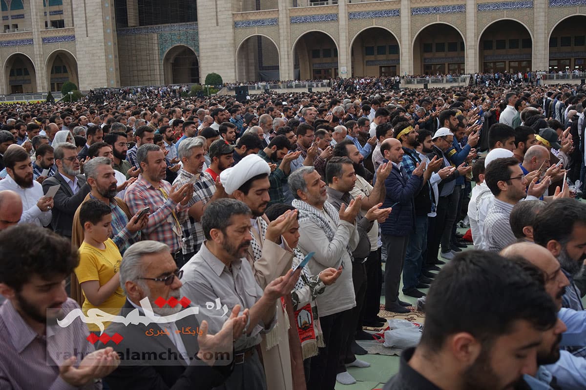 گزارش تصویری نماز عید فطر در مصلی امام خمینی(ره) تهران(2) — تصویر 17