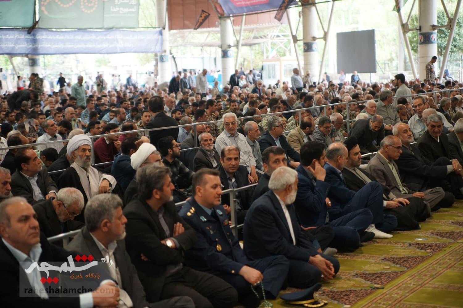 گزارش تصویری نماز جمعه تهران- 22 فروردین — تصویر 30