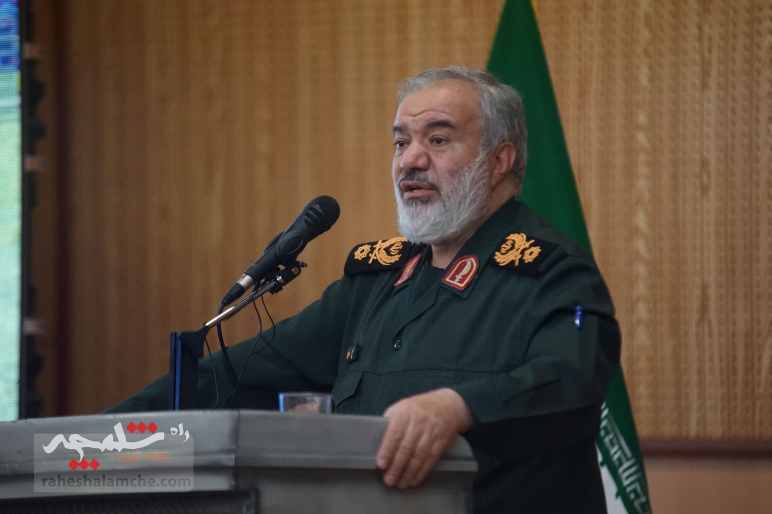تجلیل از منتخبان جشنواره پژوهشی و فناوری در دانشگاه جامع امام حسین(ع) +تصاویر — تصویر 22