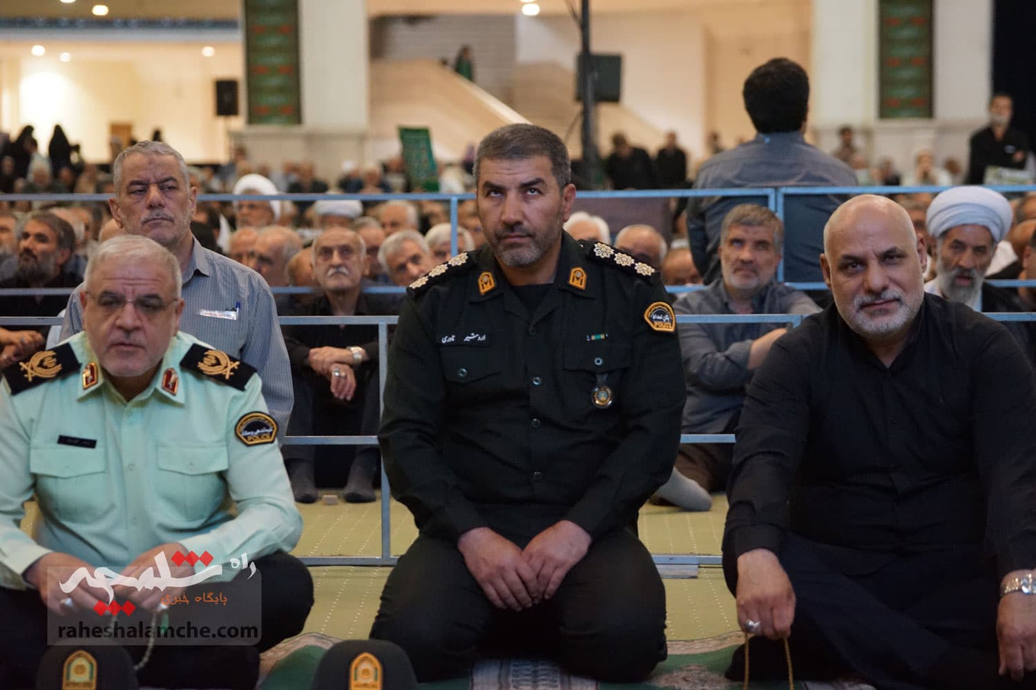 نماز جمعه این هفته تهران برگزار شد +تصاویر — تصویر 97