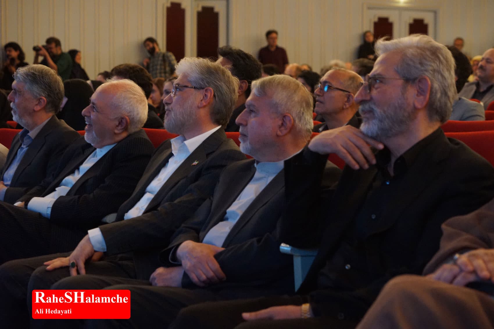 پزشکیان پا به توپ شد +تصاویر — تصویر 46