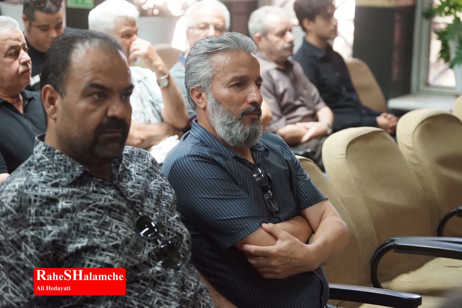 مراسم ختم رضا سوختهسرایی در غیاب مازندرانیها +تصاویر — تصویر 35