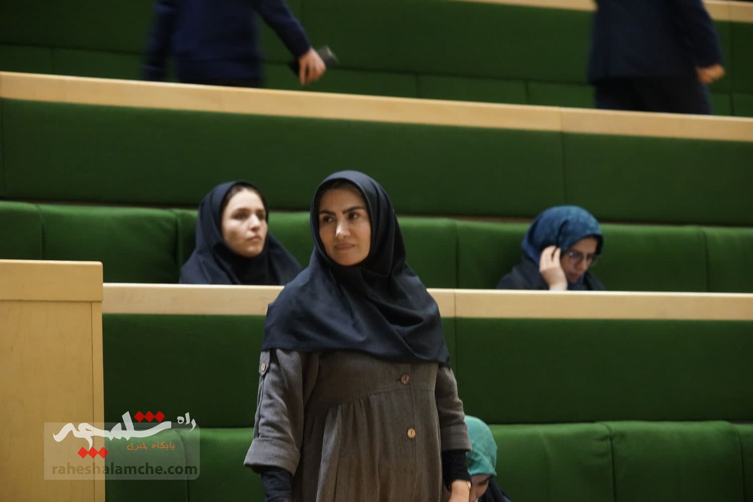 امروز در مجلس چه خبر بود؟ +تصاویر — تصویر 25