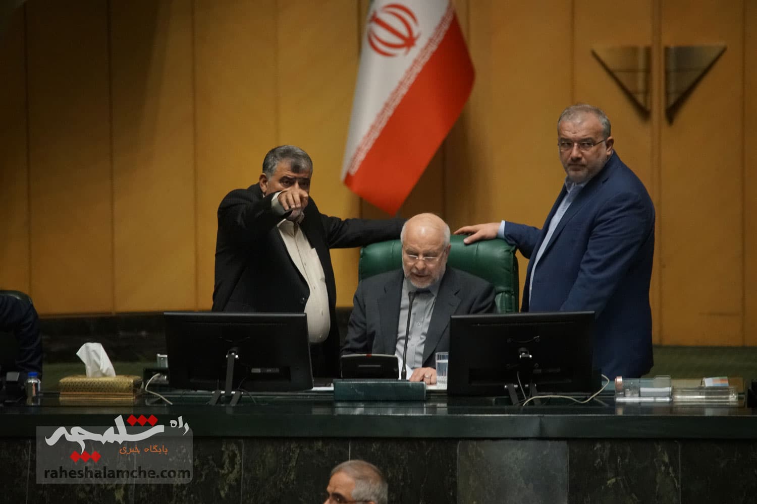 حاشیههای متفاوت امروز صحن علنی مجلس +تصاویر — تصویر 27
