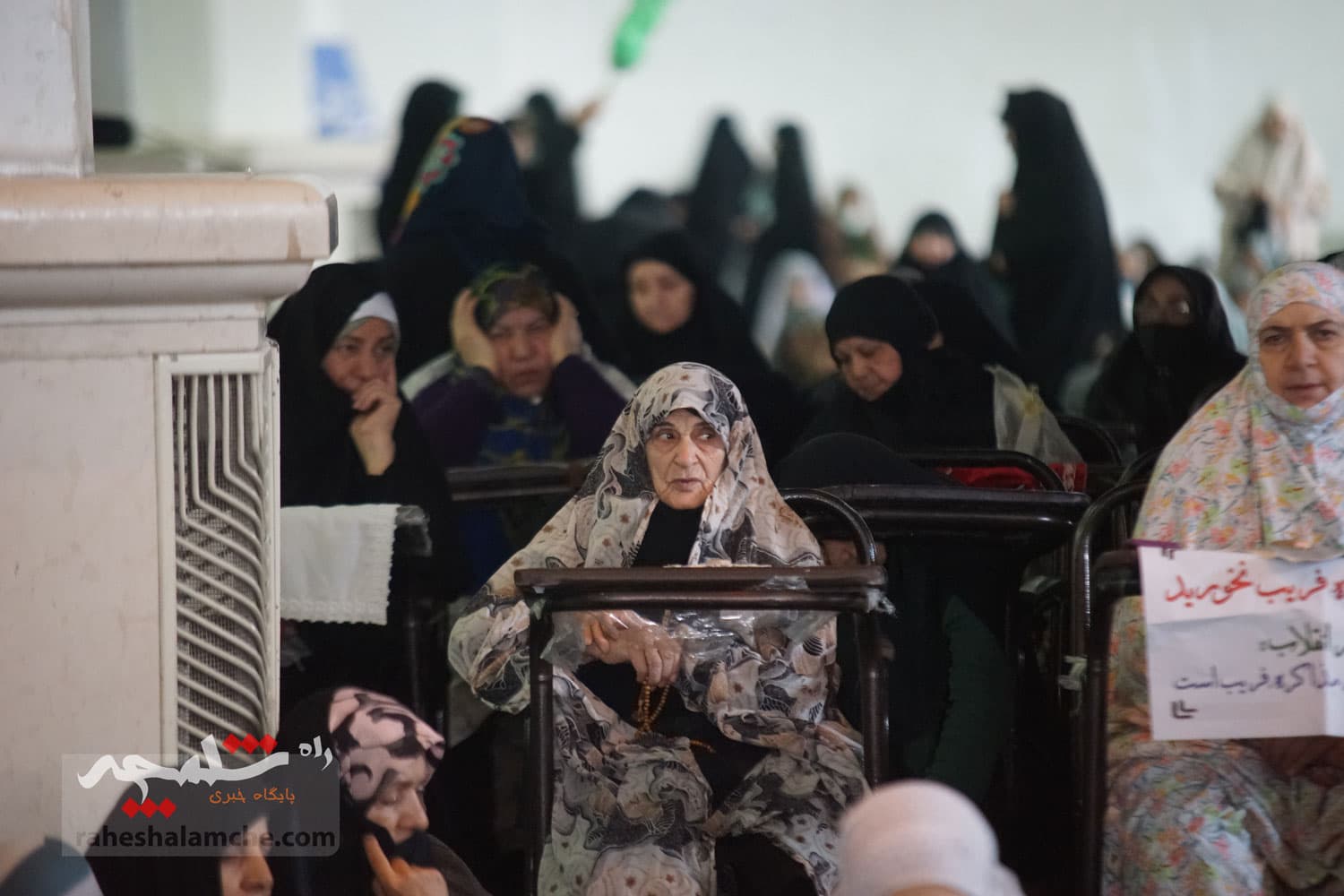 آخرین نماز جمعه تهران در سال 403 برگزار شد+تصاویر — تصویر 41