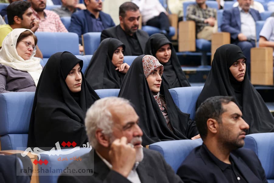 نشست خبرنگاران با رئیسجمهور چه گذشت؟ +تصاویر — تصویر 18