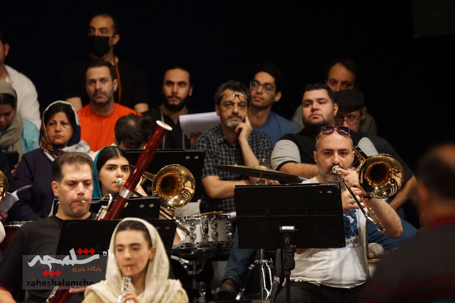 تمرین ارکستر سمفونیک در تالار وحدت تهران +تصاویر — تصویر 13
