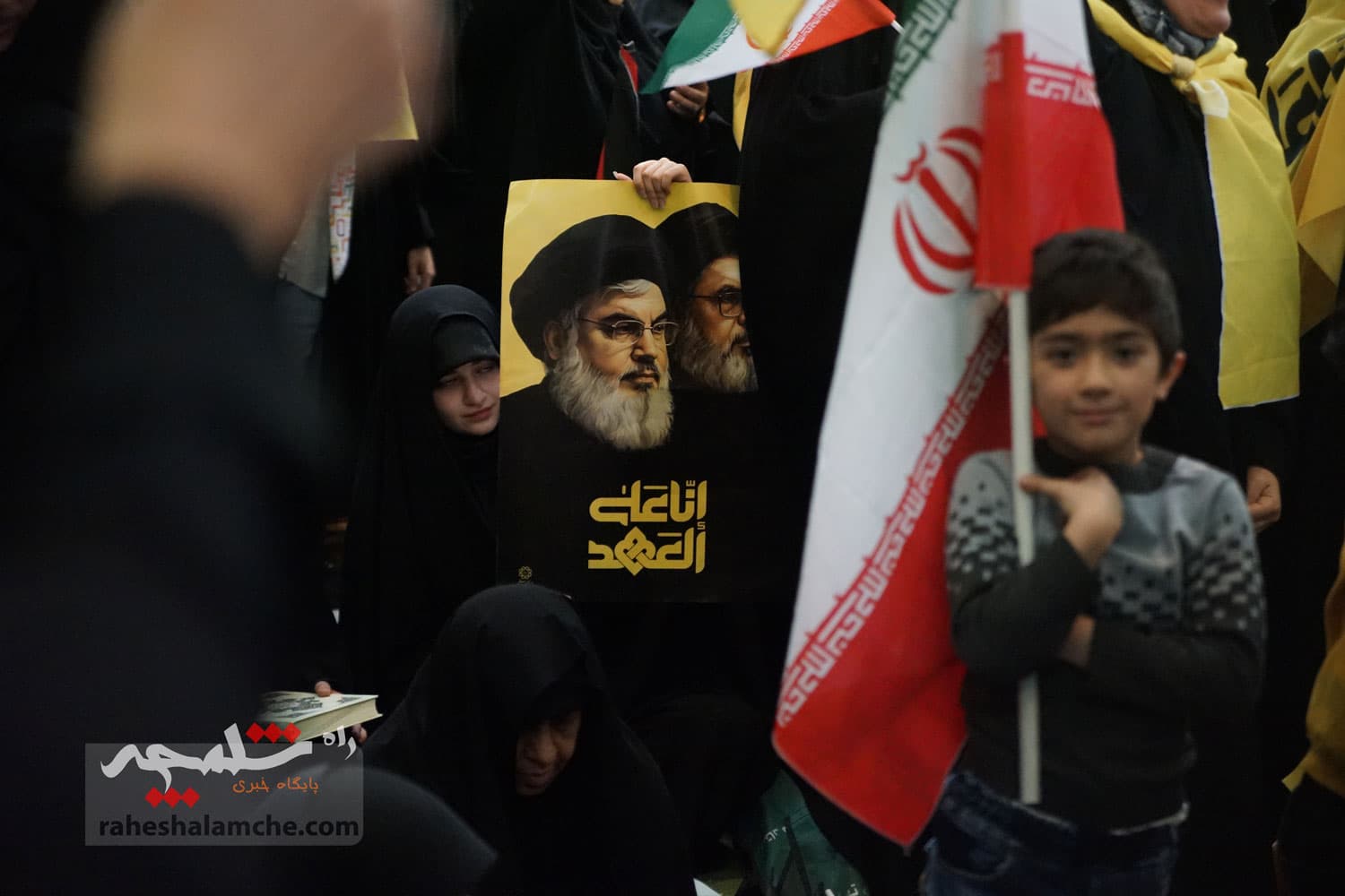 مراسم گرامیداشت شهید سیدحسن نصرالله در مصلی تهران برگزار شد +تصاویر — تصویر 23