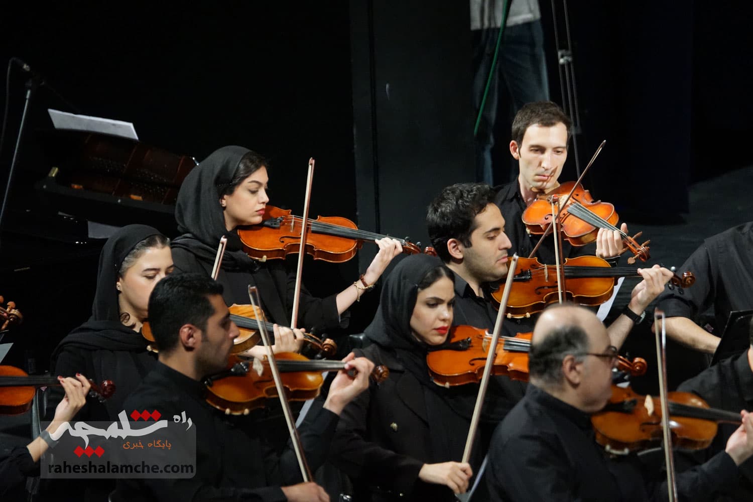 کنسرتی در تالار وحدت، تماشاگران را به وجد آورد +تصاویر — تصویر 30