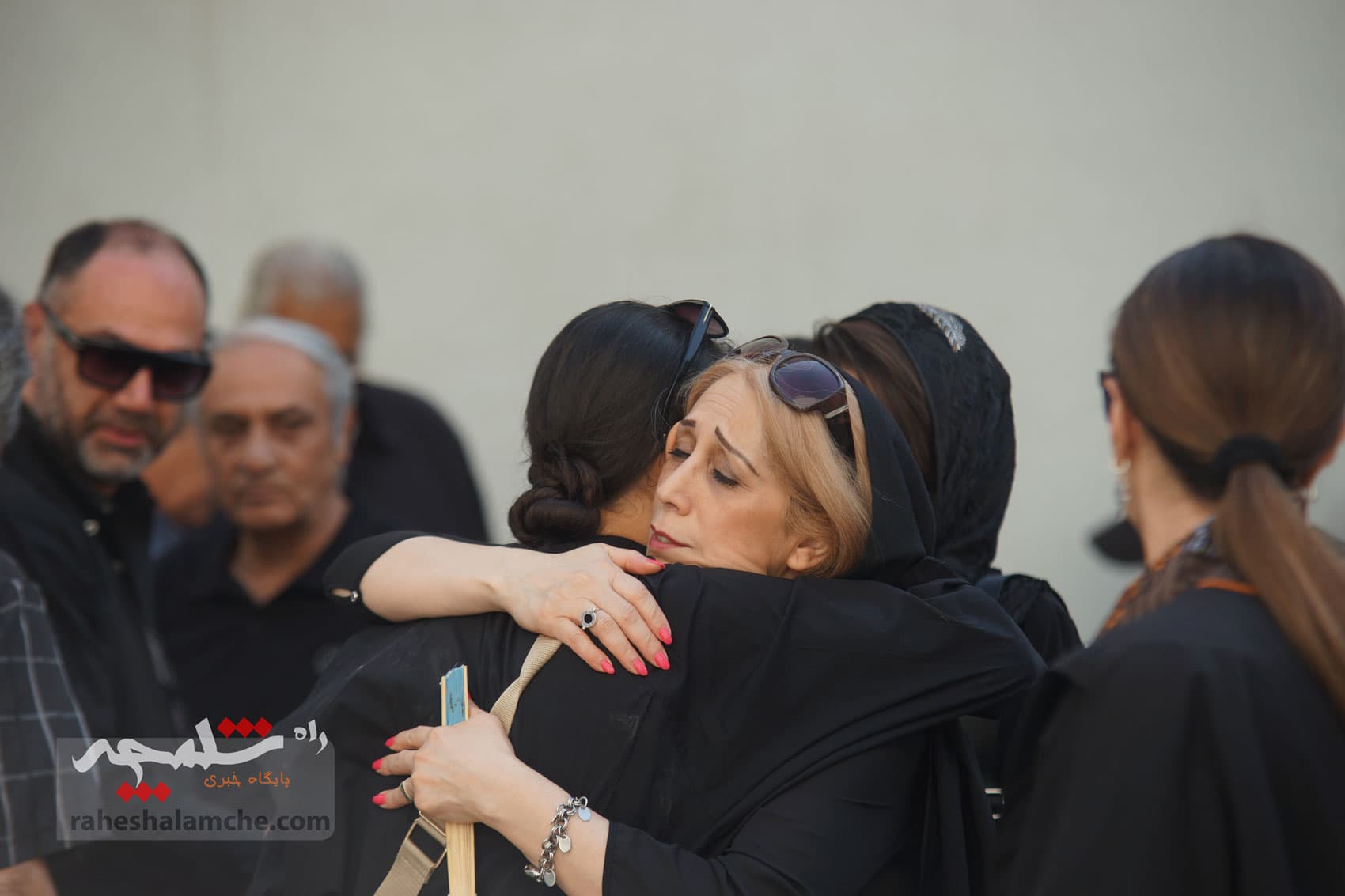 تصاویر کاملی از مراسم وداع با «سعید راد» در خانه سینما — تصویر 5