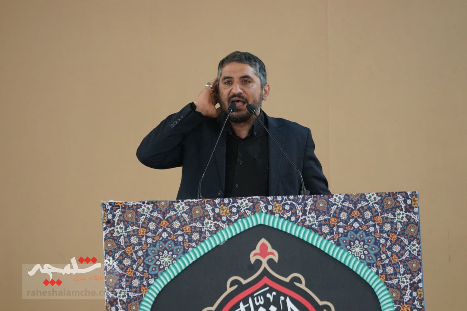 نماز جمعه تهران در اولین روز ماه محرم حسینی برگزار شد +تصاویر — تصویر 2