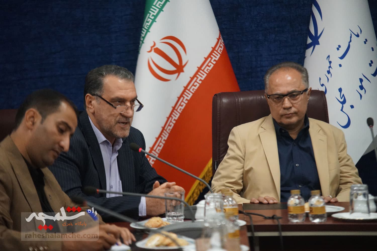 گزارش تصویری اولین روز کاری شهرام دبیری معاون پارلمانی رئیسجمهور — تصویر 4
