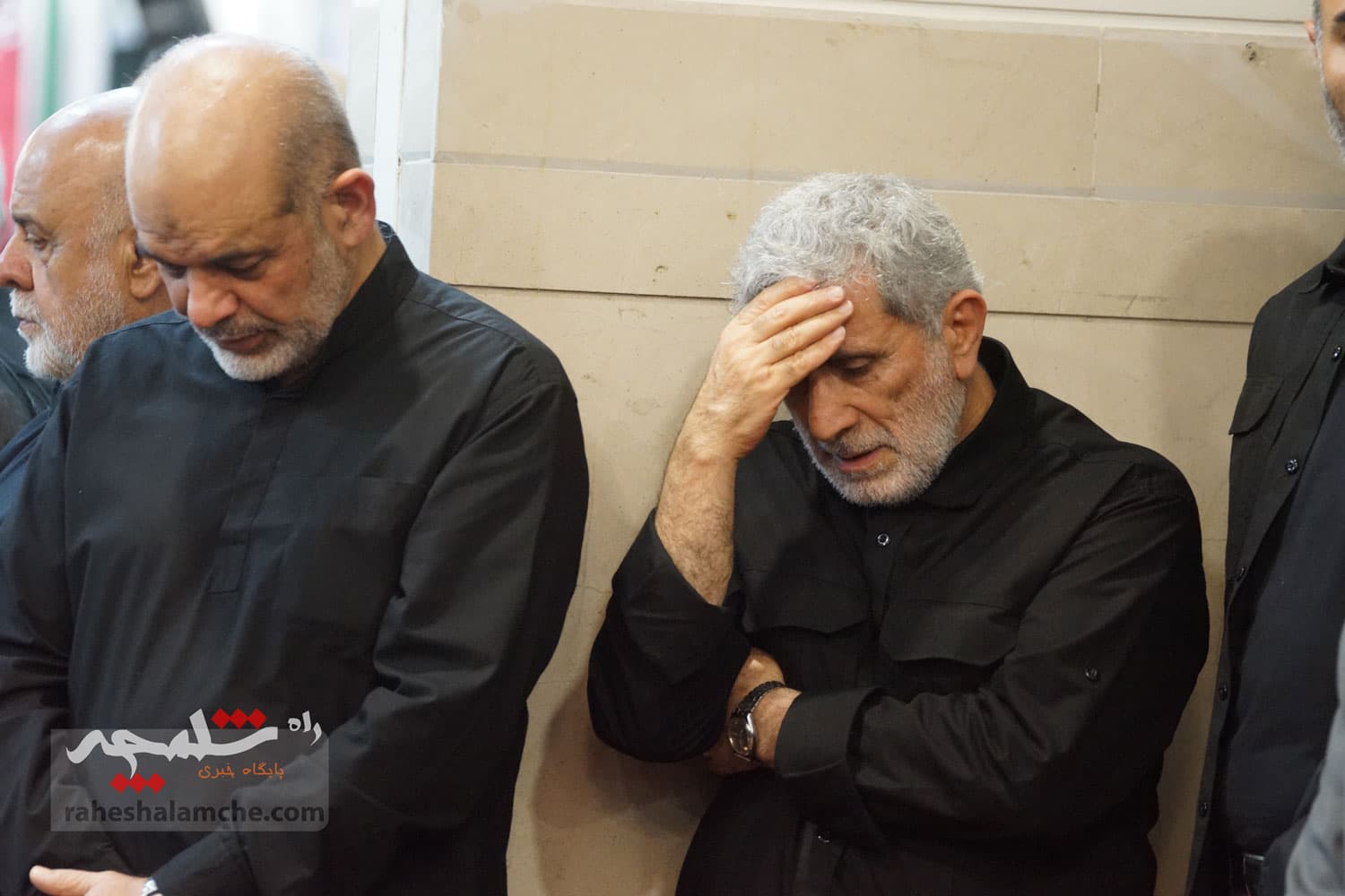 در مراسم اربعین سردار شهید سلامی چه کسانی بودند؟ +تصاویر — تصویر 80