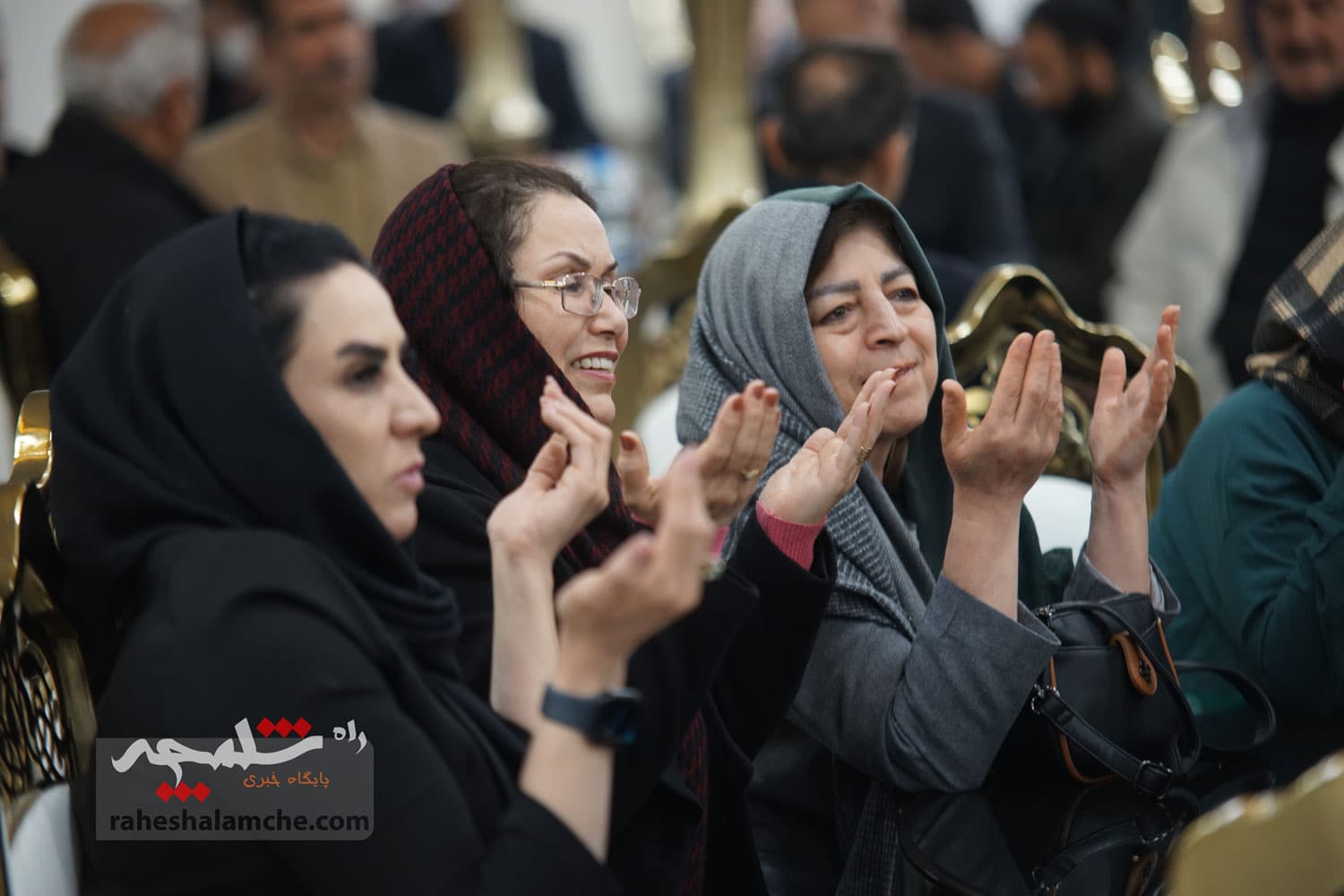 چه کسانی در نخستین کنگره ملی حامیان صلح ایران حضور داشتند؟ +تصاویر — تصویر 116