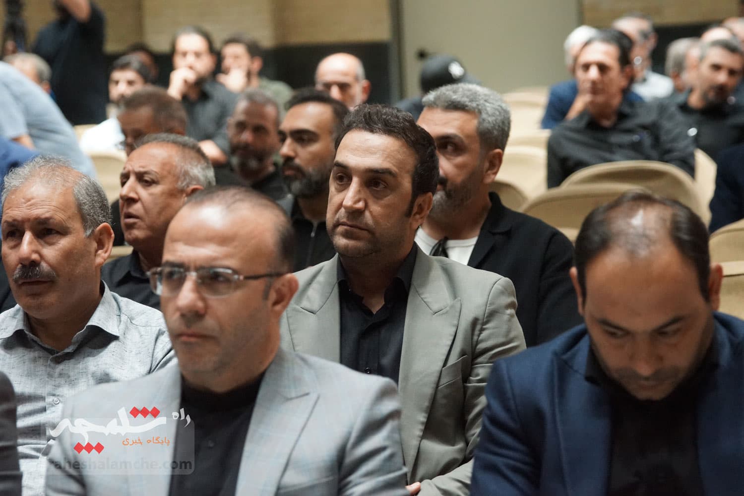 مراسم هفتمین روز درگذشت «محمدرضا درجاتی» +تصاویر — تصویر 34