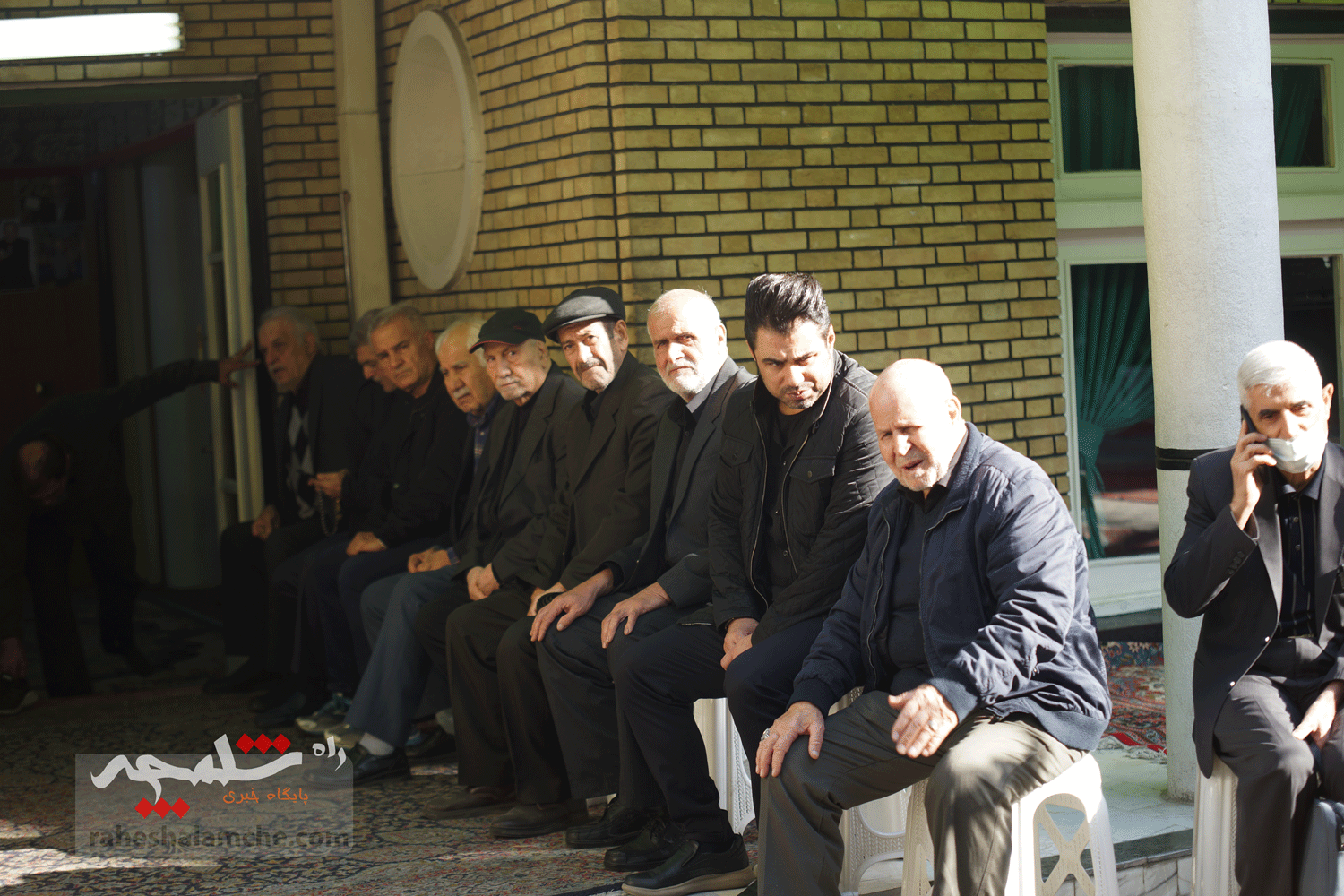 پیکر علیاکبر سفیدگران تشییع شد +تصاویر — تصویر 4