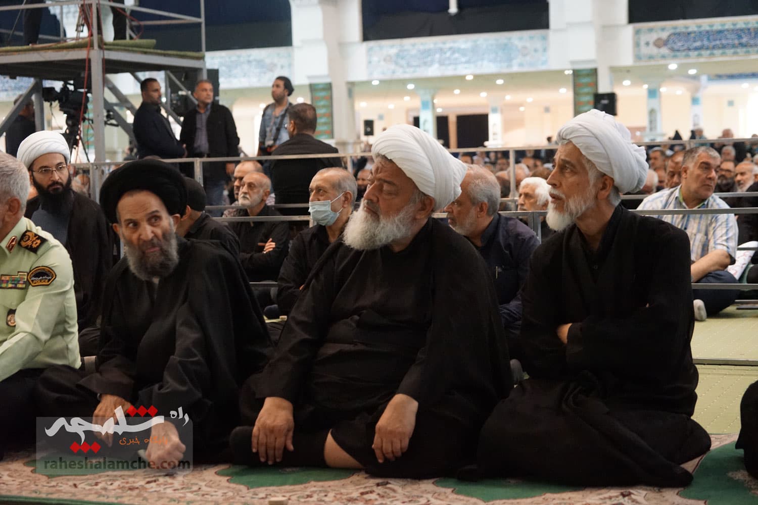 نماز جمعه تهران برگزار شد +تصاویر — تصویر 41