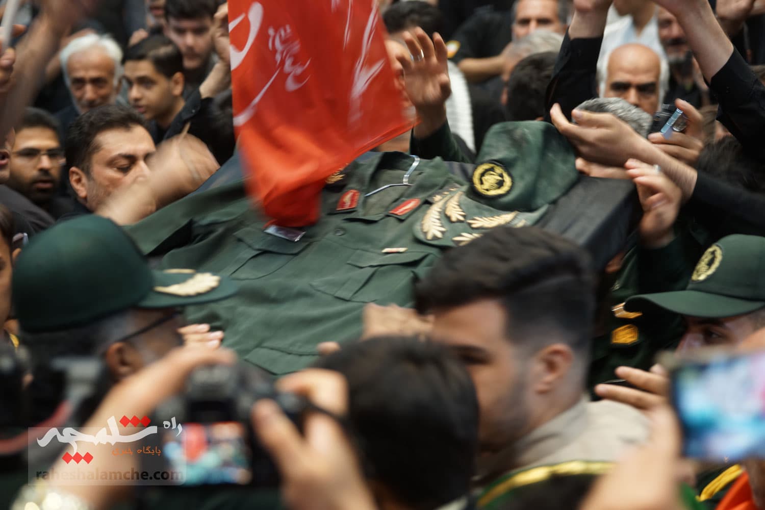 گزارش تصویری مراسم گرامیداشت سپهبد شهید حسین سلامی — تصویر 47
